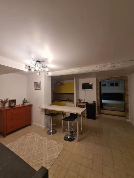 La Maison Du Bonheur Villa Caumont-sur-Durance Esterno foto