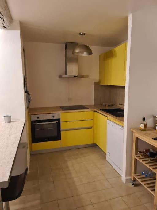 La Maison Du Bonheur Villa Caumont-sur-Durance Esterno foto